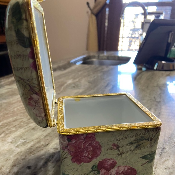 2 - La Dolce Vita Trinket Boxes Redoubt Rose Coll. - Picture 8 of 8